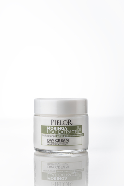 Pielor Moringa Leaf Extract Moisturizing Day Cream